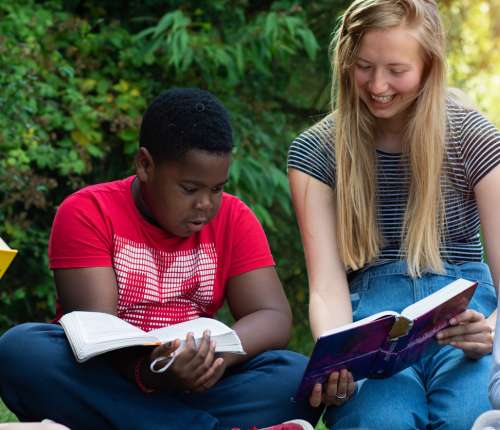 Opening the Bible with children and young people not in church