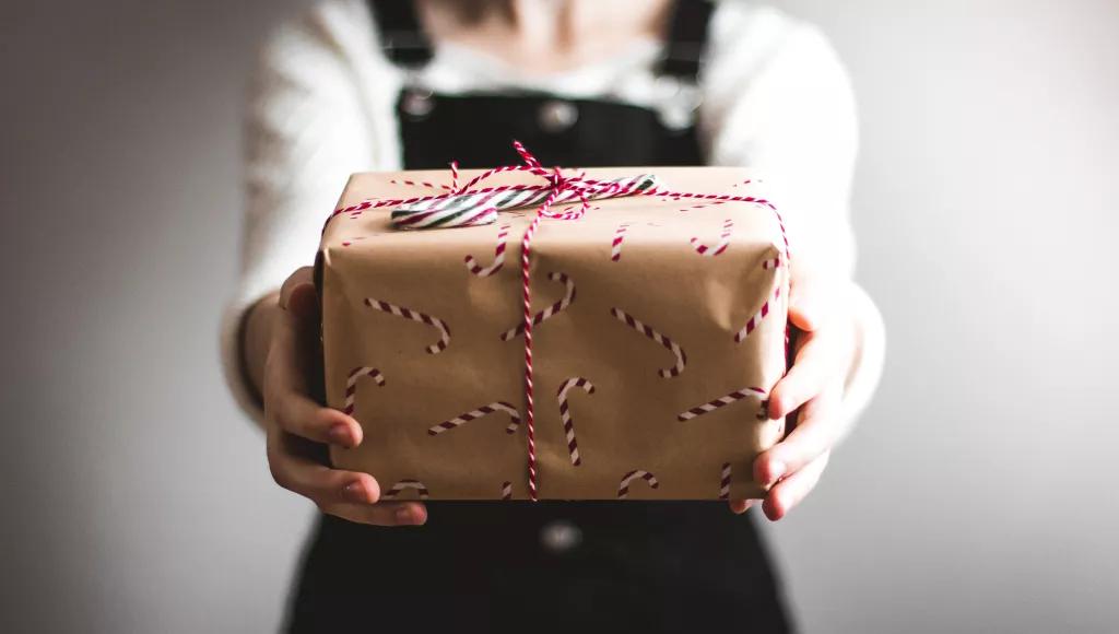 Giving present