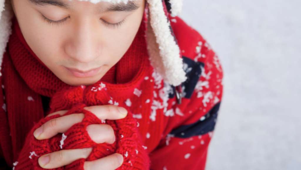 Christmas child praying