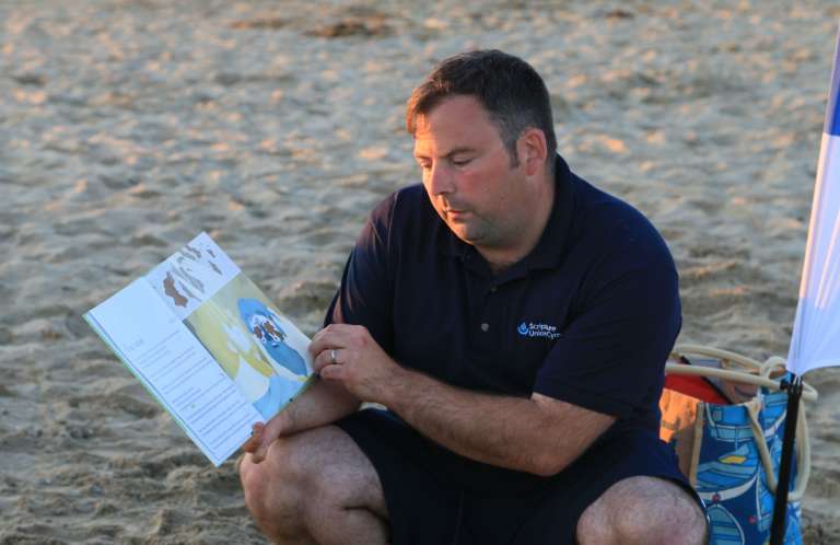 Bible, beach, mission, pop up