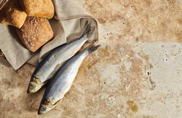 loaves and fishes