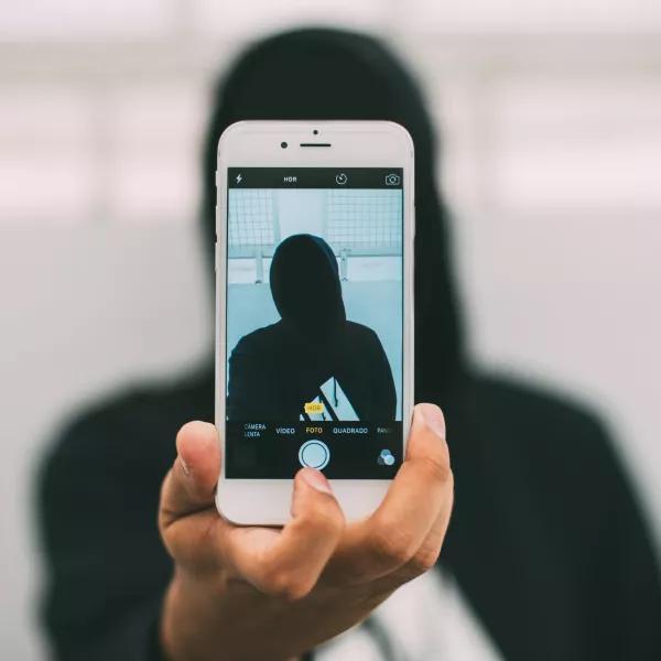 iphone_person