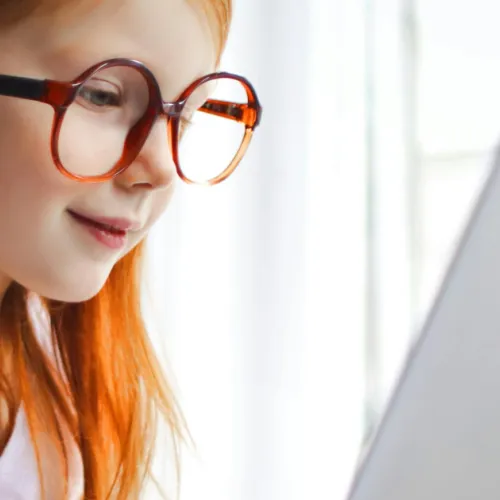 Gen Alpha - Girl with laptop